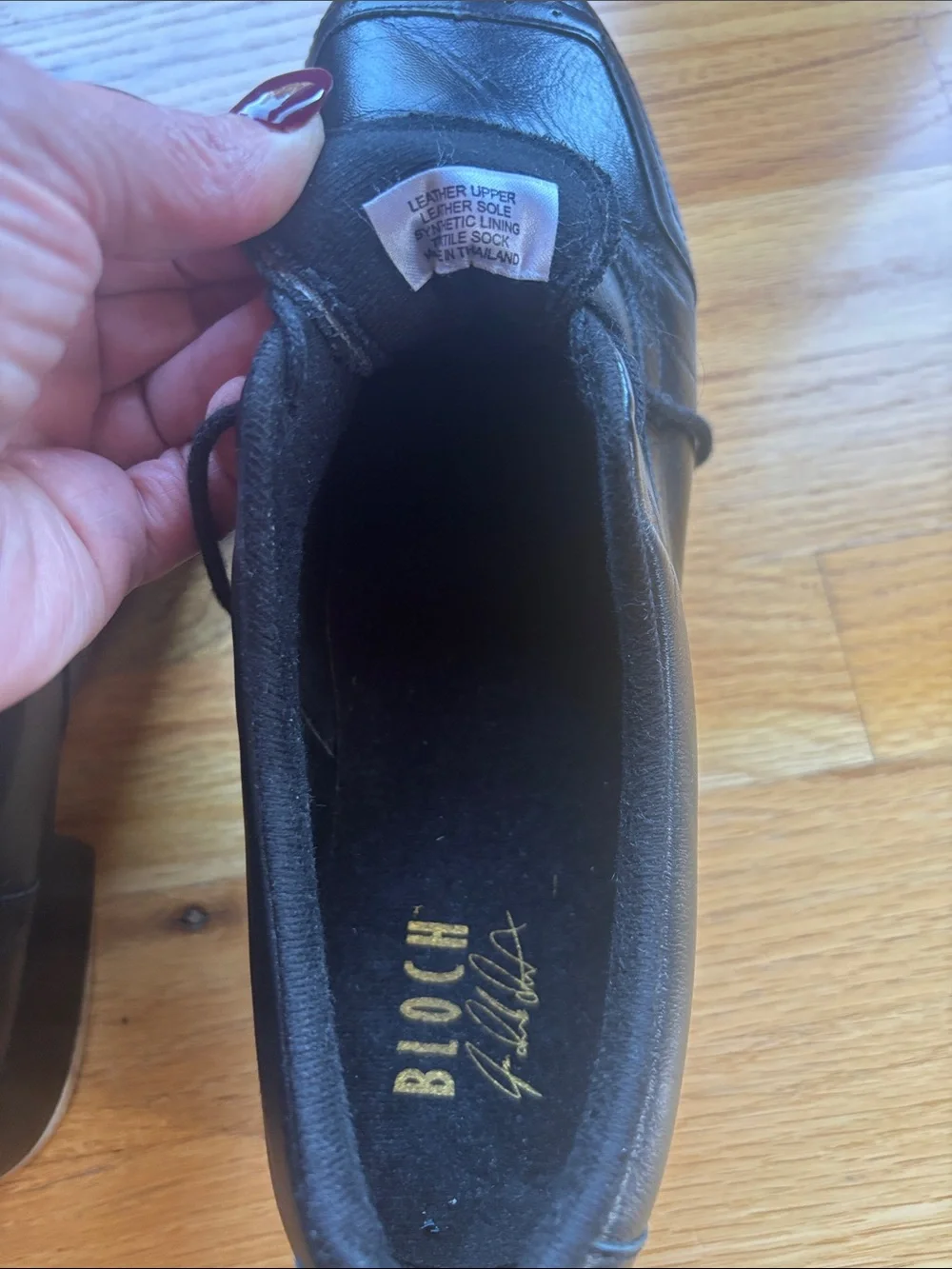 Bloch Black Leather-Look Lace-Up Tap Shoes (LIKE NEW)